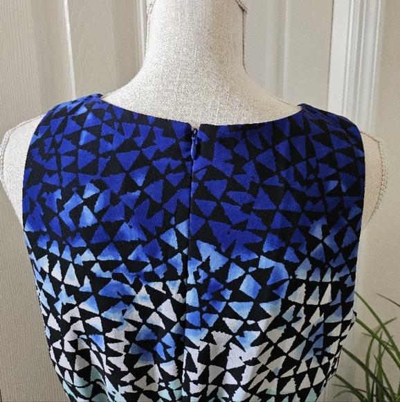 Vince Camuto Blue Gradient Halter Maxi Sundress - Picture 6 of 16